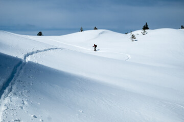 Fototapeta na wymiar Skitour im tief verschneiten Wettersteingebirge