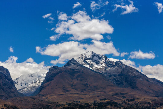 Beautiful view from the Par&oacute;n snowy, Caraz Peru.