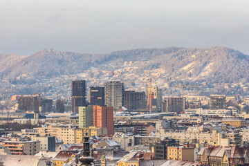 Fototapeta premium View of Graz with the Reininghaus city development district under construction