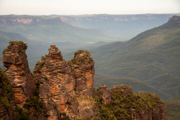Blue Mountains - three sisters