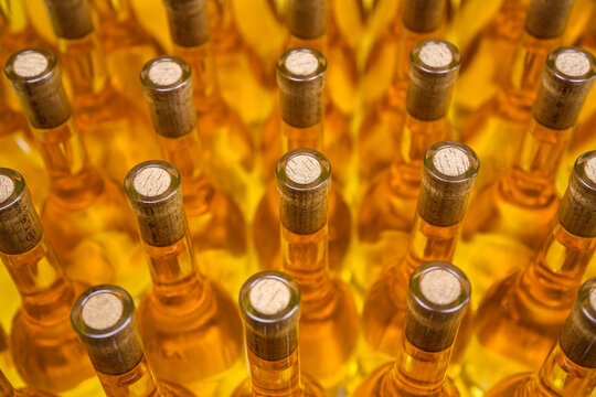Tokaj asz&uacute; bottles 