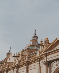 Fototapeta na wymiar The grandeur and beauty of Zaragoza, Spain's sun-lit cathedral on full display