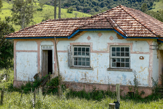 Abandoned farm house in countryside of Minas Gerais state. Brazil