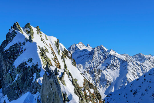 Austria, Tyrol,Snowcappedpeak of Innerer Falk mountain