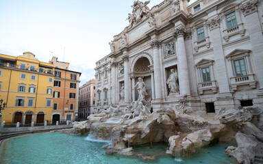 Obraz na płótnie Canvas Trevi fountain in beautiful Rome 