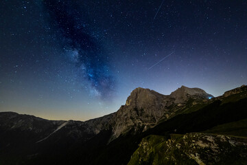 Fototapeta na wymiar Milky way over the mountains