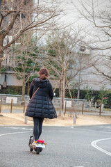 電動キックボードで走り抜ける