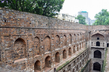 Obraz premium Agrasen Ki Baoli (Step Well) situated in the middle of Connaught placed New Delhi India, Old Ancient archaeology Construction