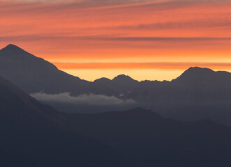 Wschód słońca w Alpach