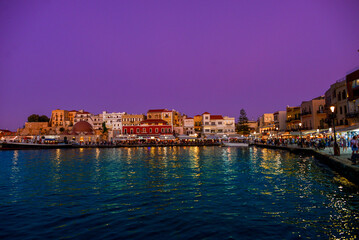 Fototapeta na wymiar Sonnenuntergang am venezianischen Hafen von Chania, Kreta