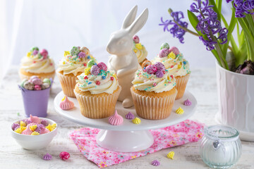 sweet and tasty Easter cupcakes