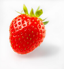 Erdbeere_auf_weissem_Fond_03