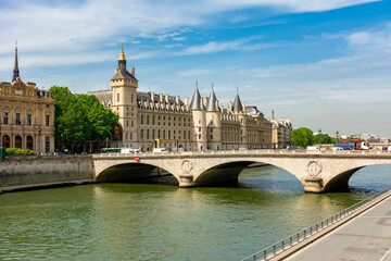 Pont au Change bridge over Seine river and Conciergerie palace, Paris, France