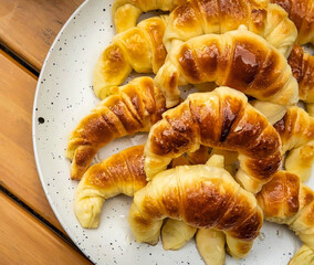 Mini croissant bread