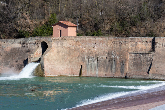 Park of the chiusa Bologna medieval dam for the passage of water in Bologna public park