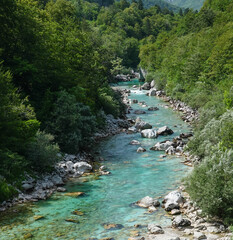 Soca bei Kobarid im Triglav Nationalpark in Slowenien