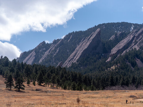 Flatiron mountains in boulder colorado
