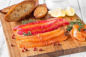Salmon gravlax with sour cream