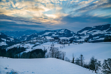 Fototapeta na wymiar mountain landscape near the village of maria neustif in upper austria on an evening in winter
