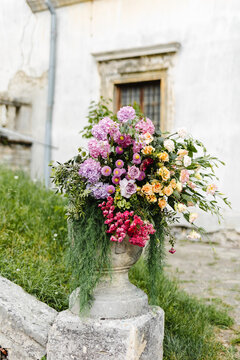 Flowers in plasterboard amphora