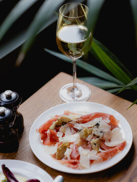 Prosciutto, artichokes and parmesan cheese 