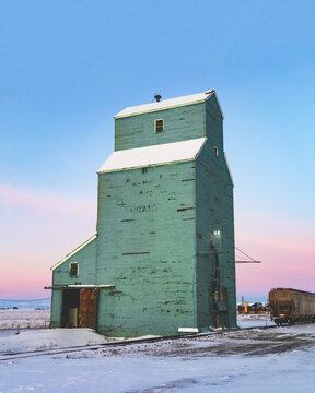 Brant, Alberta Grain Elevators