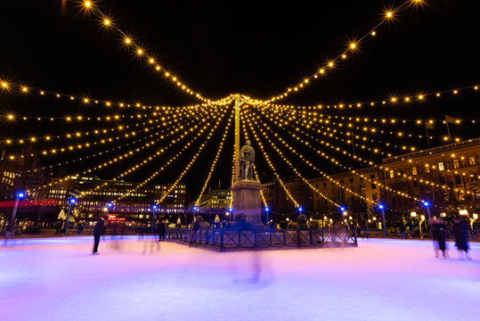 Kungstr&auml;dg&aring;rden public ice skating with Christmas decoration