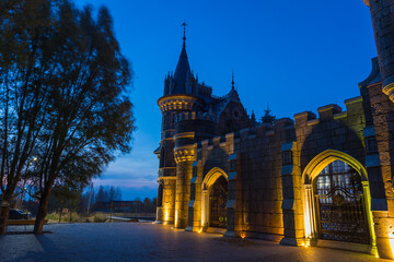 Fototapeta premium Tourist center Castle Garibaldi in the village Hryaschevka near the city of Togliatti