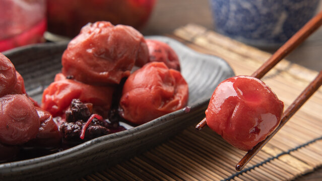 日本の梅干し｜Salted plums・Pickled plums