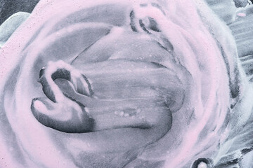 textura grunge de lija de agua negra con residuos blancos