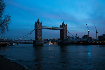 Fototapeta na wymiar Tower Bridge in London during Sunset