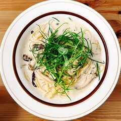 pasta with rich and creamy sauce 크림파스타
