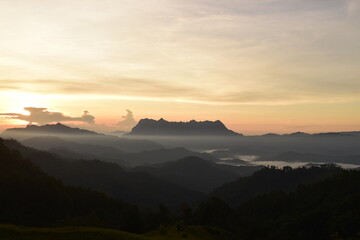 Fototapeta na wymiar Doi Luang Chiang Dao in the morning