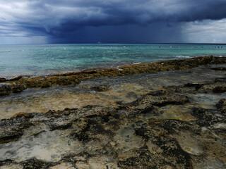 Gewitter auf dem Meer in der Karibik