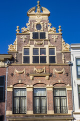 Fototapeta na wymiar Decorated facade on a historic house in Deventer, Netherlands