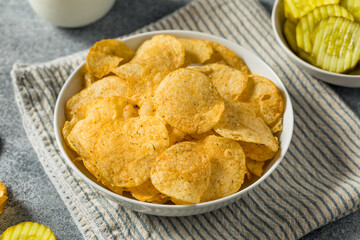 Homemade Flavored Dill Pickle Potato Chips