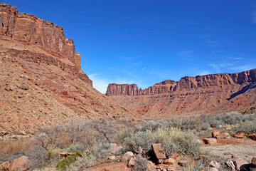 Fototapeta premium Colorado River Valley, Utah in winter 