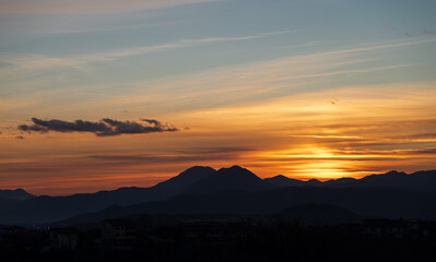Spectacular photographs of sunsets in Molise, Italy