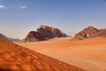 Fototapeta na wymiar summer landscape of wadi rum desert
