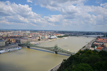 Naklejka premium Szabadság híd (Liberty Bridge or Freedom Bridge) in Budapest, connects Buda and Pest across the River Danube