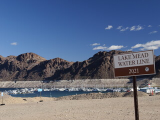 Lake Mead water level sign in 2021