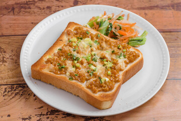 納豆トースト