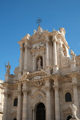 Obraz premium Syracuse, Cathedral of Syracuse. Catholic church in limestone, originally a Greek doric temple, Italy