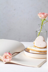 Rose and gingerbread in the form of a heart. Valentine's Day