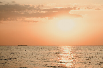 Obraz premium sunset over the sea