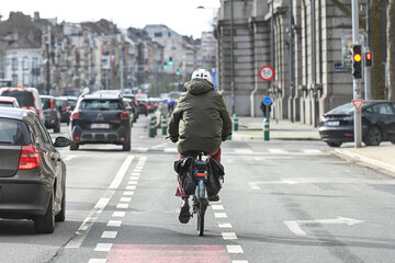 route circulation Bruxelles velo cycliste environnement piste cyclable ville