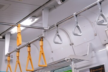 電車のつり革
