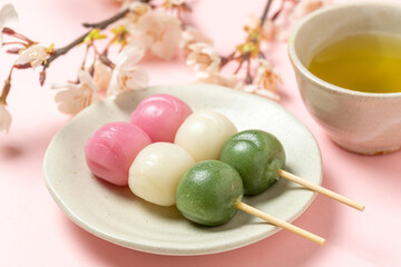 三色団子とお茶