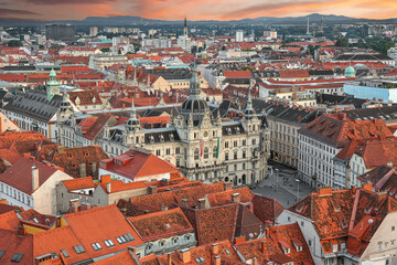 Fototapeta na wymiar Beautiful panoramic view to the old town of Graz, popular travel destination in Austria