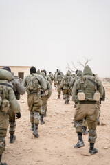 idf soldiers in training with tanks